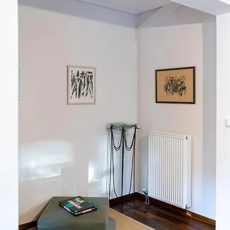 Apartment The Foxes - Modern 1bd In The Forest Gavros