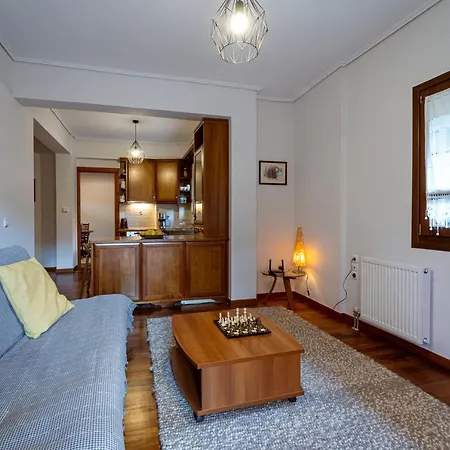 The Foxes - Modern 1bd In The Forest Gávros