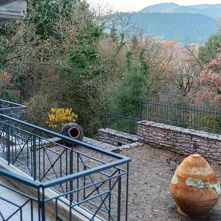 The Foxes - Modern 1bd In The Forest