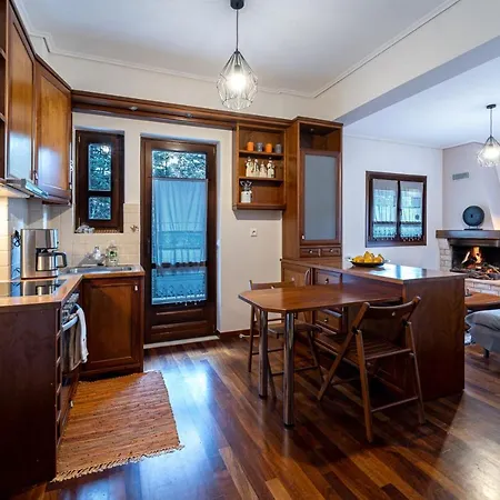 The Foxes - Modern 1bd In The Forest Apartment *