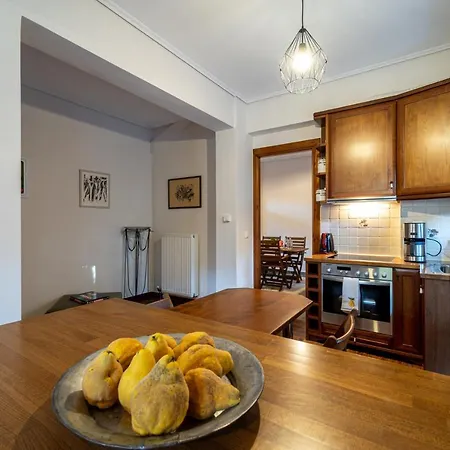 Apartment The Foxes - Modern 1bd In The Forest